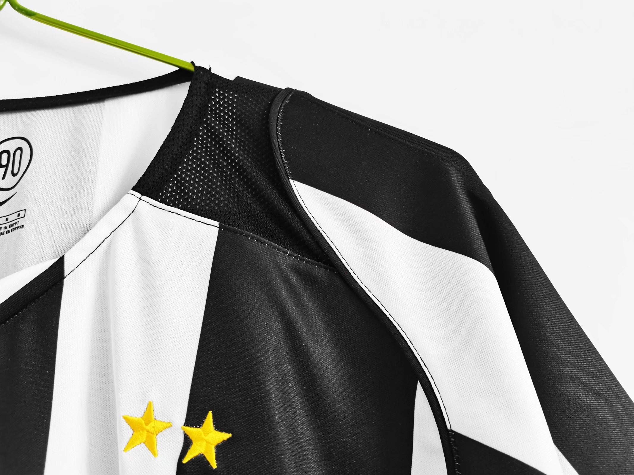 04-05 Juventus Retro Jersey Away - view 5