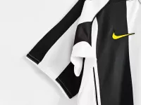 04-05 Juventus Retro Jersey Away - view 14