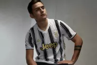 20-21 Juventus Home Retro Jersey Player Version - view 9