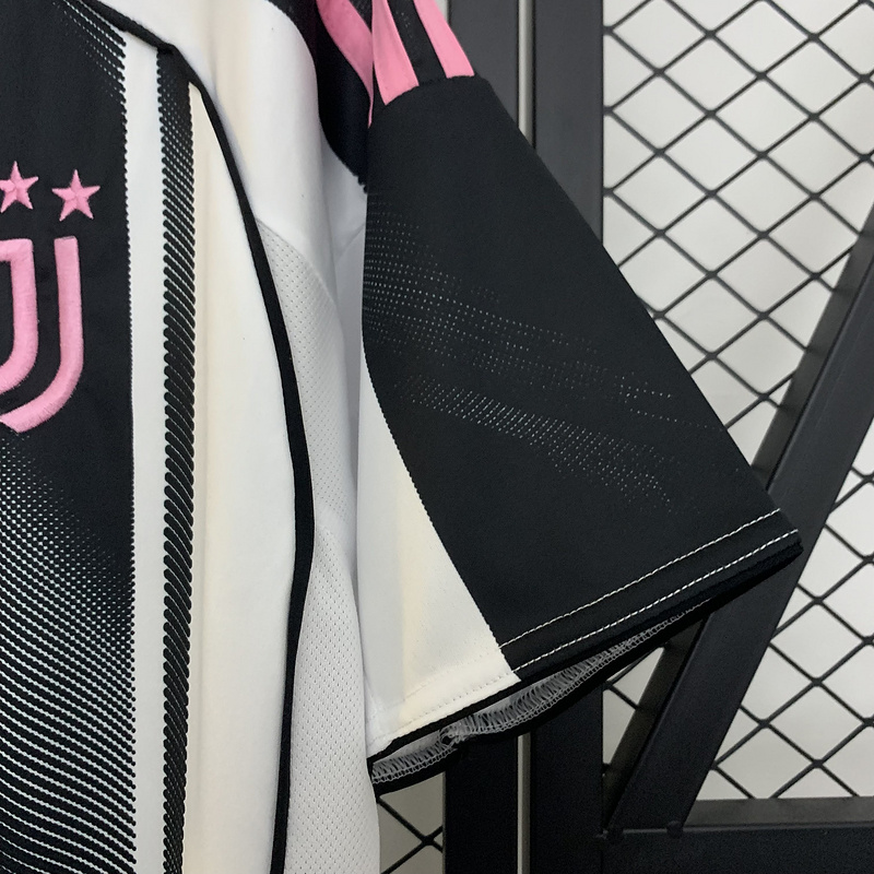 25-26 Juventus Home Soccer Jersey - view 7