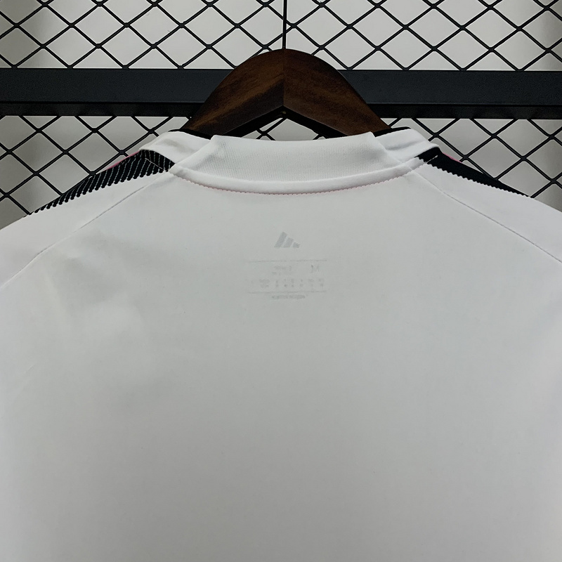 25-26 Juventus Home Soccer Jersey - view 9