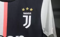 2019-20 Juventus Retro Jersey Home Player Edition Long Sleeve - view 8