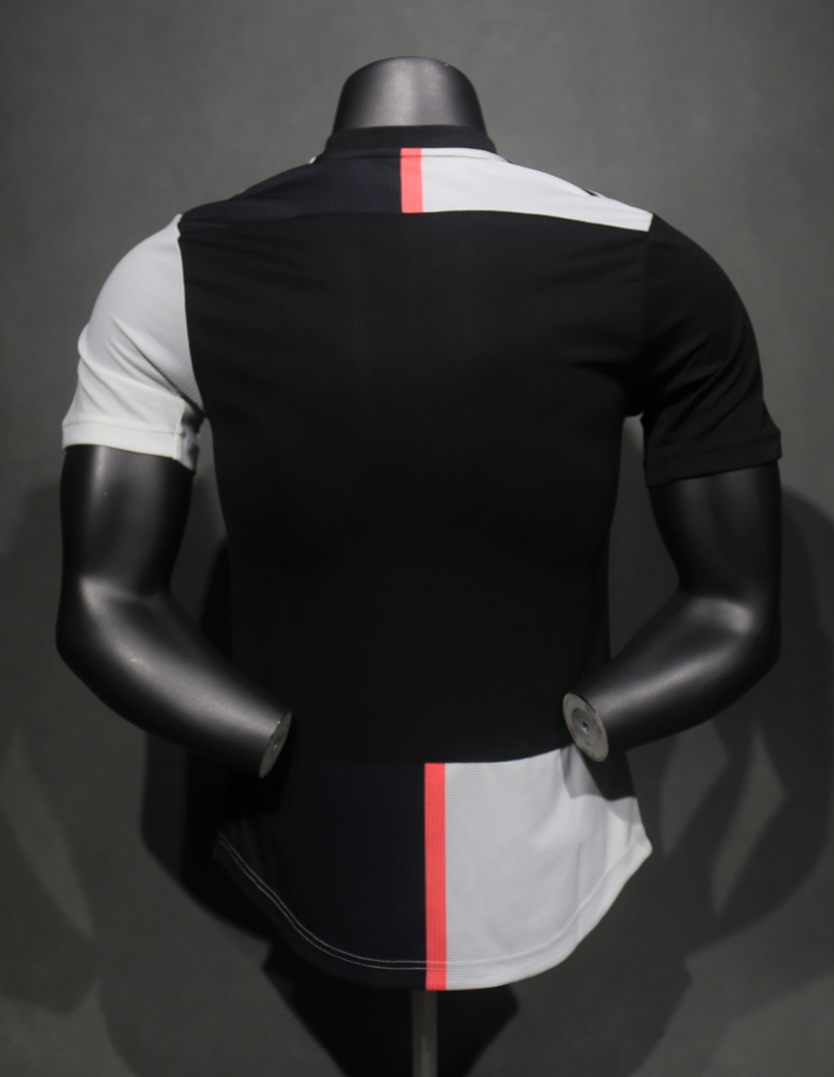 2019-20 Juventus Retro Jersey Home Player Edition - view 3