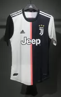 2019-20 Juventus Retro Jersey Home Player Edition - view 4
