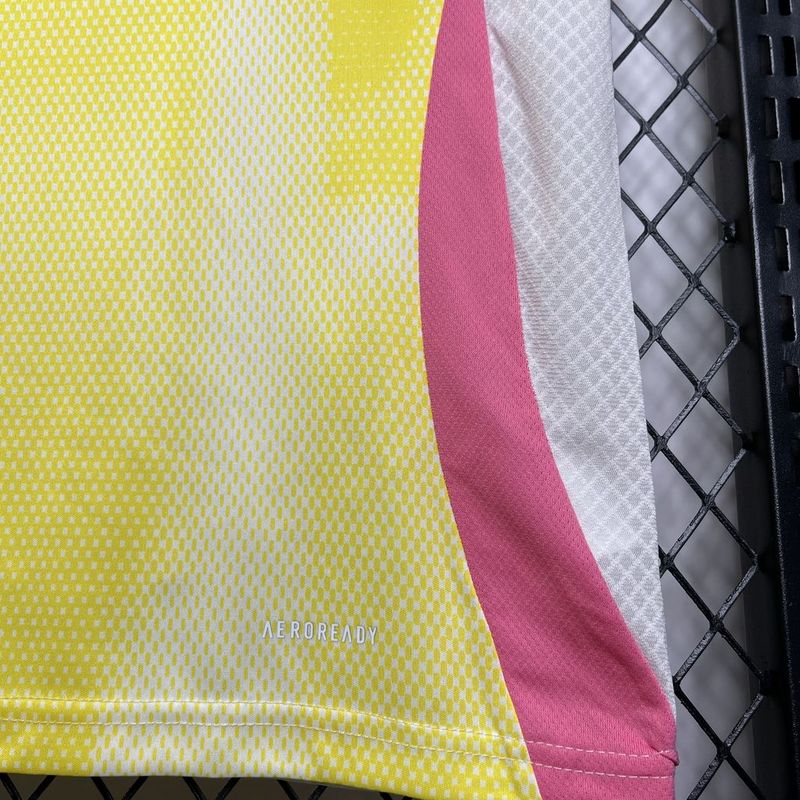 24-25 Juventus Away Soccer Jersey - view 6
