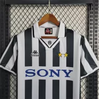 95-97 Juventus Home Retro Jersey - view 9