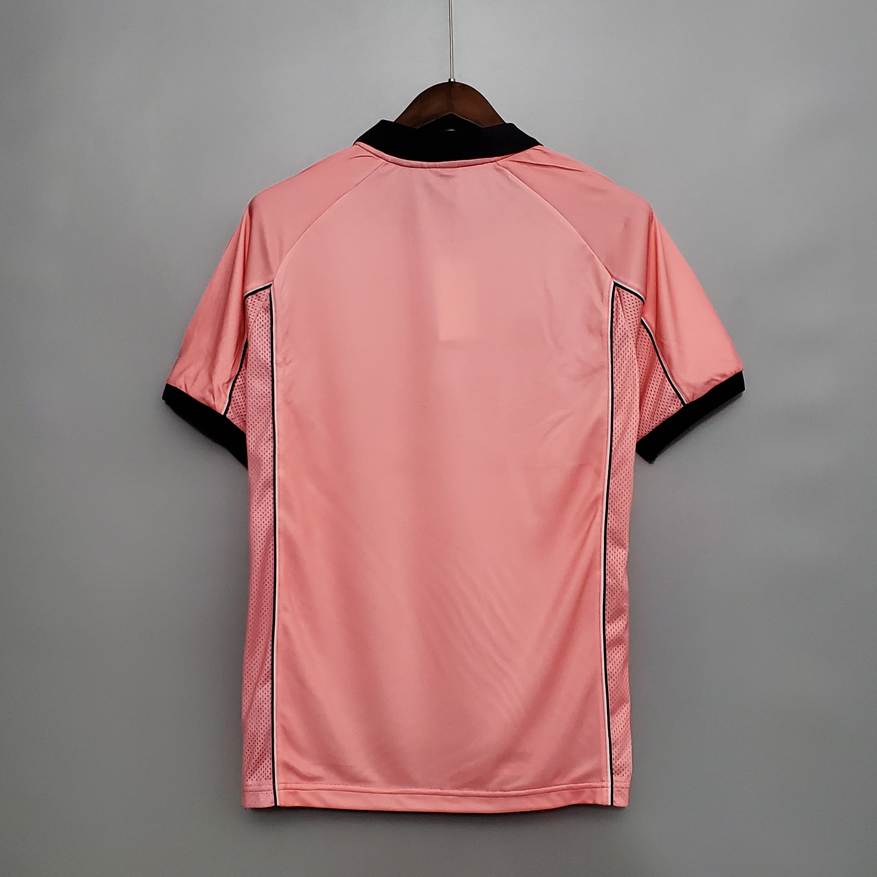 97-98 Juventus Third Away Retro Jersey - view 3
