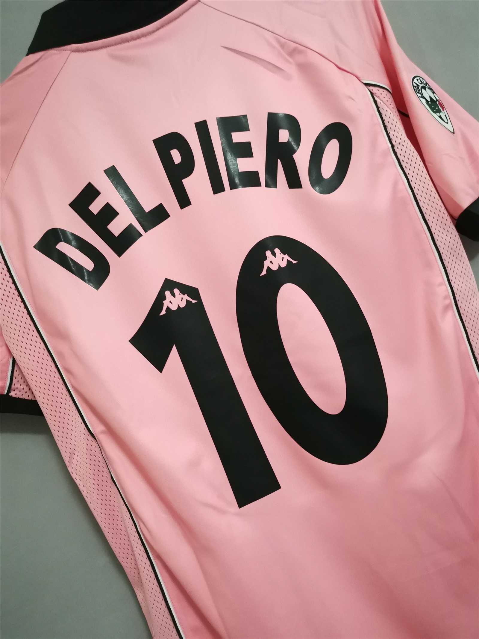 97-98 Juventus Third Away Retro Jersey - view 10