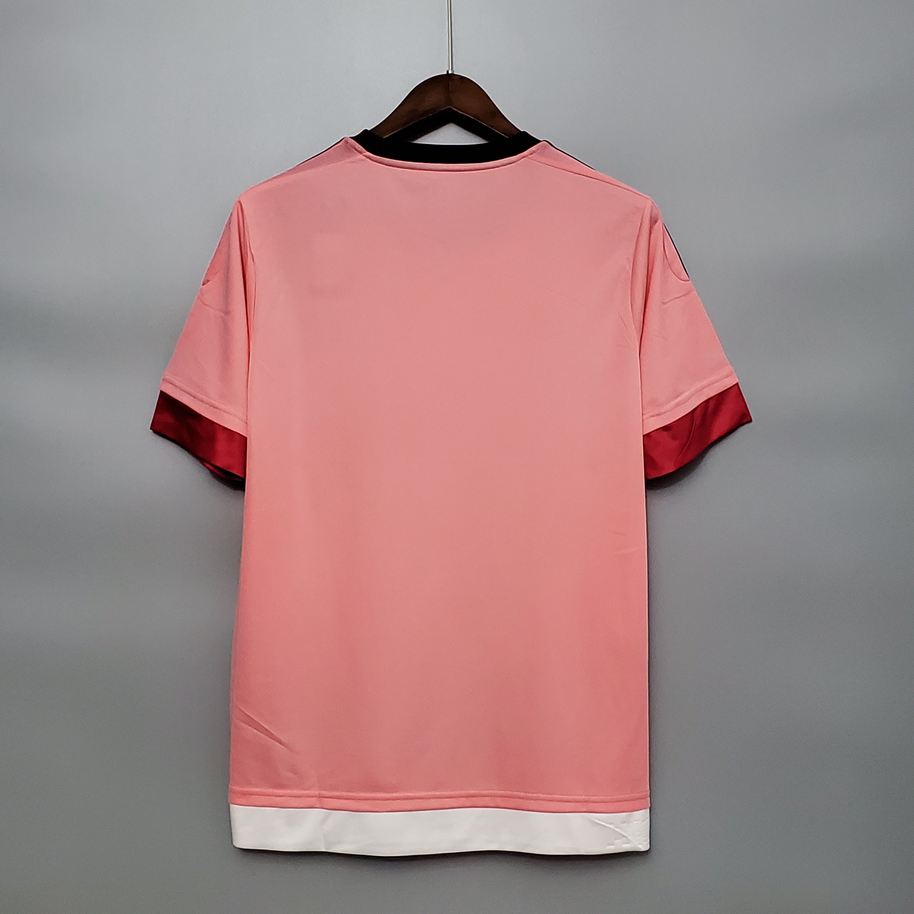 15-16 Juventus Retro Jersey Away - view 7