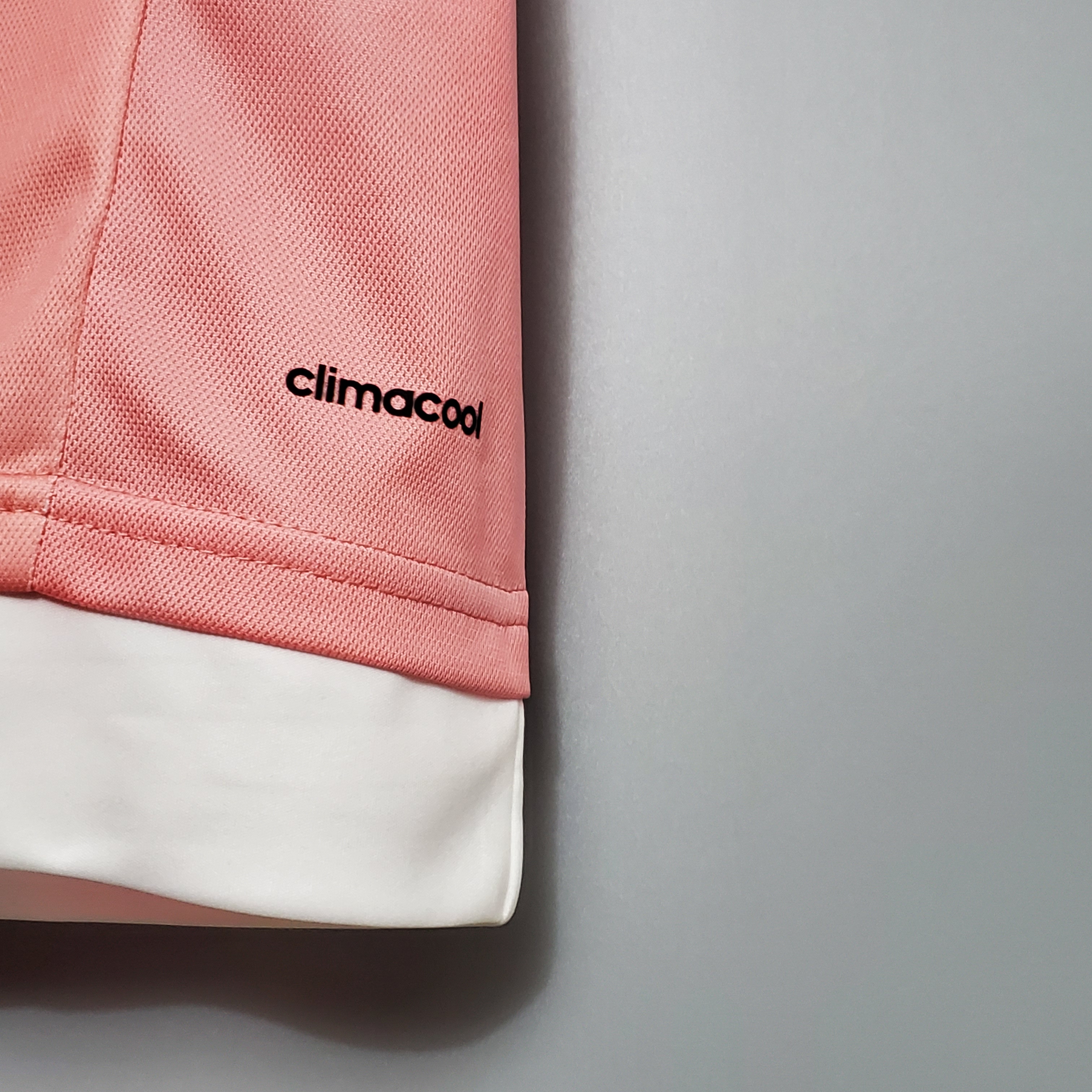 15-16 Juventus Retro Jersey Away - view 8