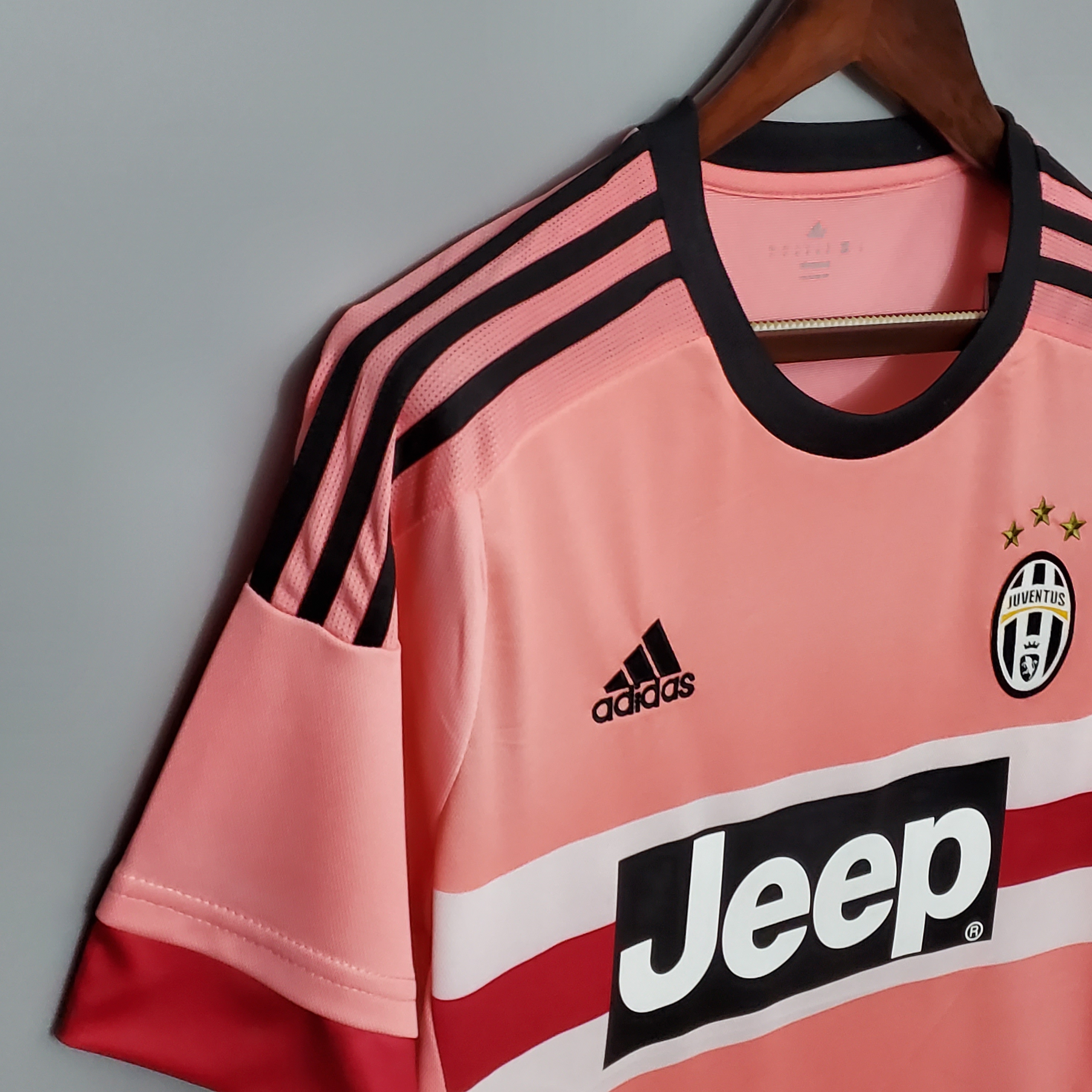 15-16 Juventus Retro Jersey Away - view 10