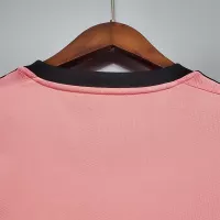 15-16 Juventus Retro Jersey Away - view 9