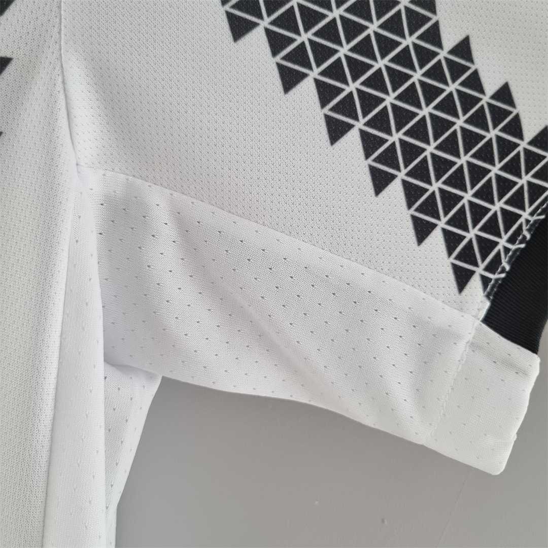 22-23 Juventus Home Jersey Fan Version - view 12