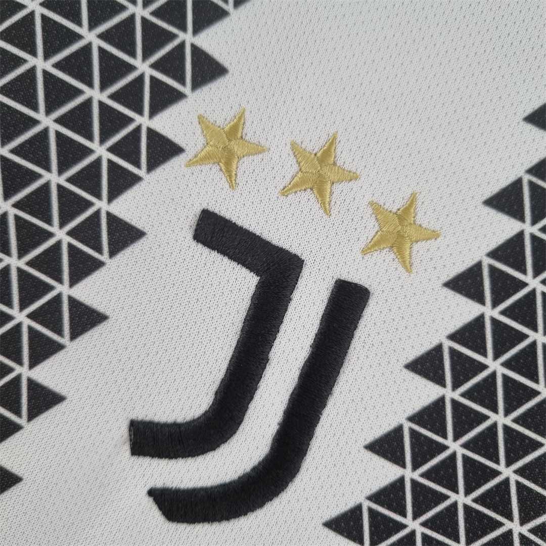 22-23 Juventus Home Jersey Fan Version - view 6