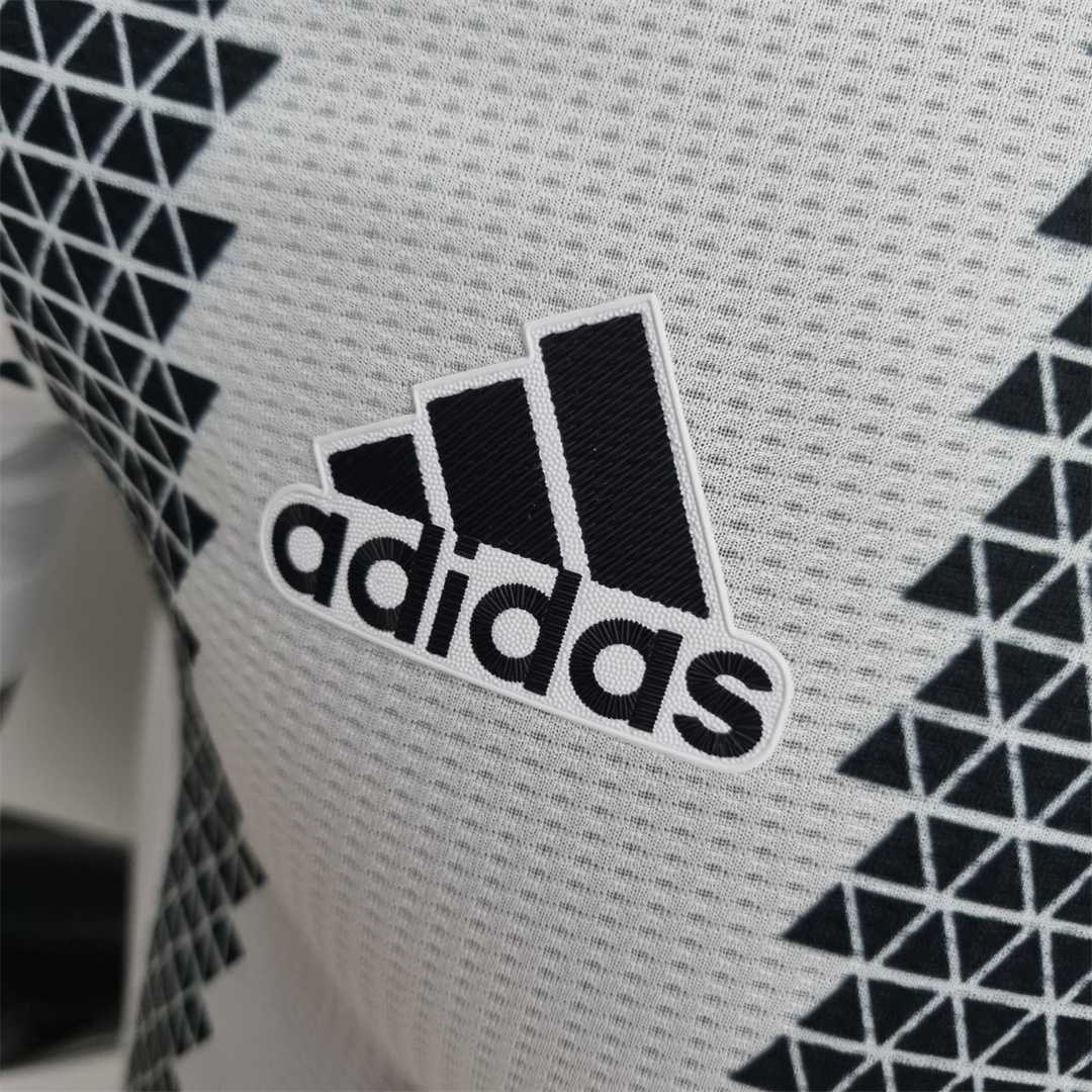 22-23 Juventus Home Jersey Player Version - view 8