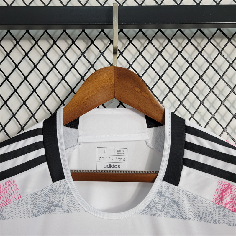 23-24 Juventus Away Jersey Fan Version - view 7