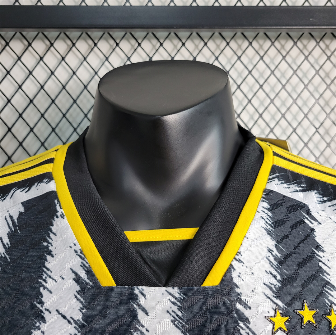 23-24 Juventus Home Player Version - view 8