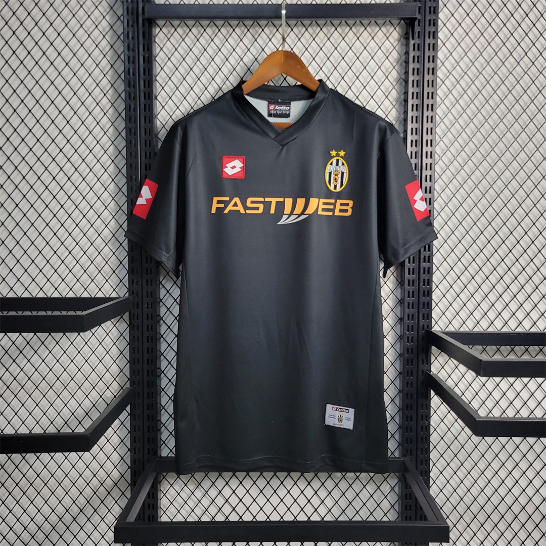 01-02 Juventus Away Retro Soccer Jersey