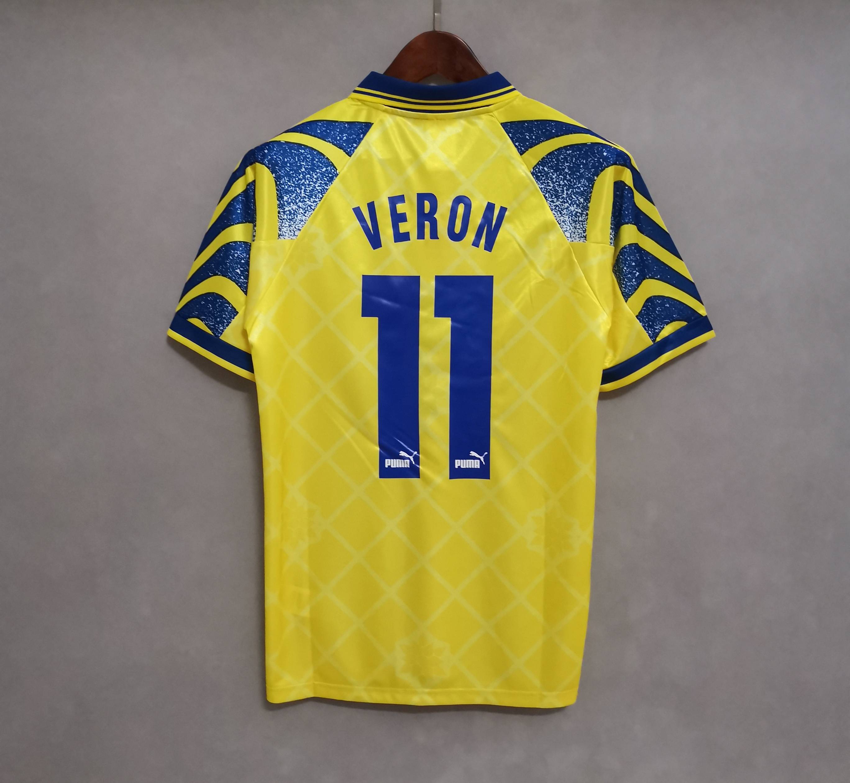 95-97 Parma Calcio Soccer Retro Jersey - view 5