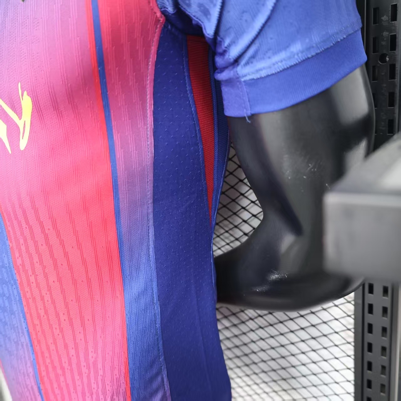 25-26 Barcelona x Ed Sheeran Special Player Version Soccer Jersey - view 11