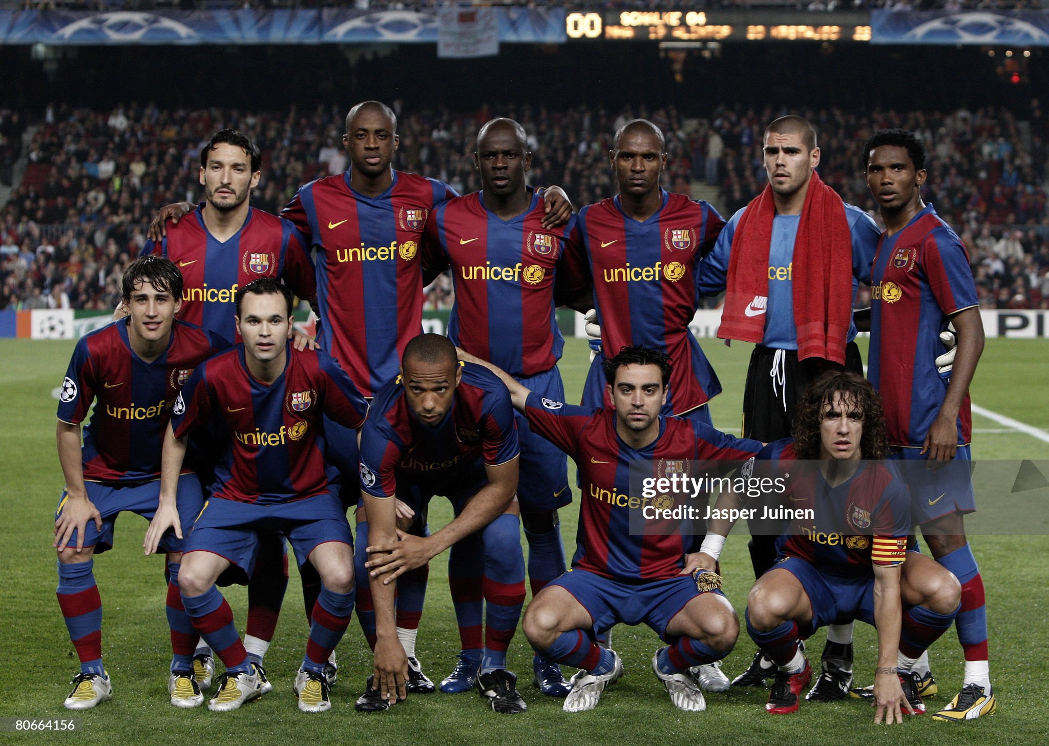 07-08 Barcelona Home Retro Jersey Player Edition - view 10
