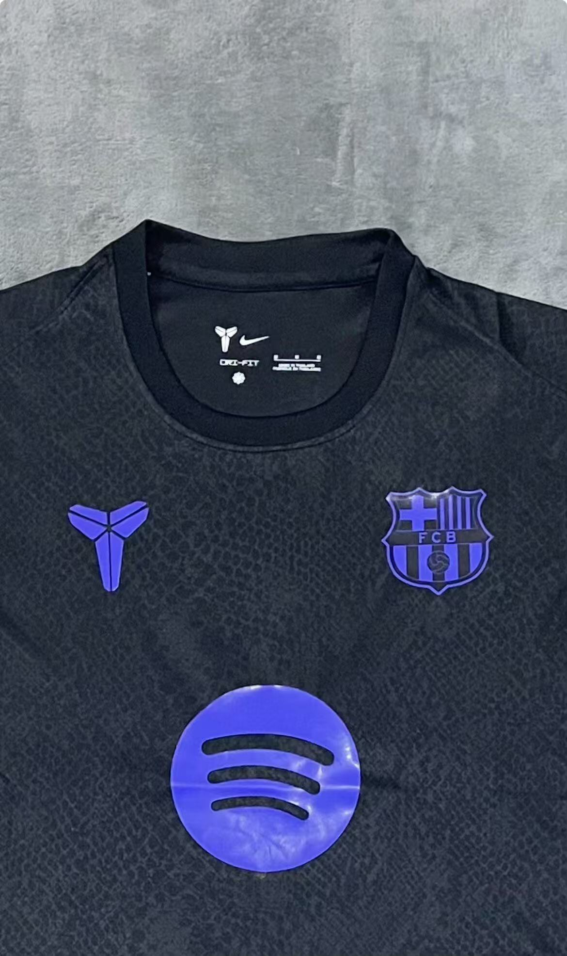 25-26 Barcelona Special Soccer Jersey - view 3