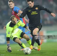 11-12 Barcelona Away Retro Jersey Player Edition - view 5