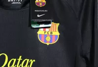 11-12 Barcelona Away Retro Jersey Player Edition - view 6
