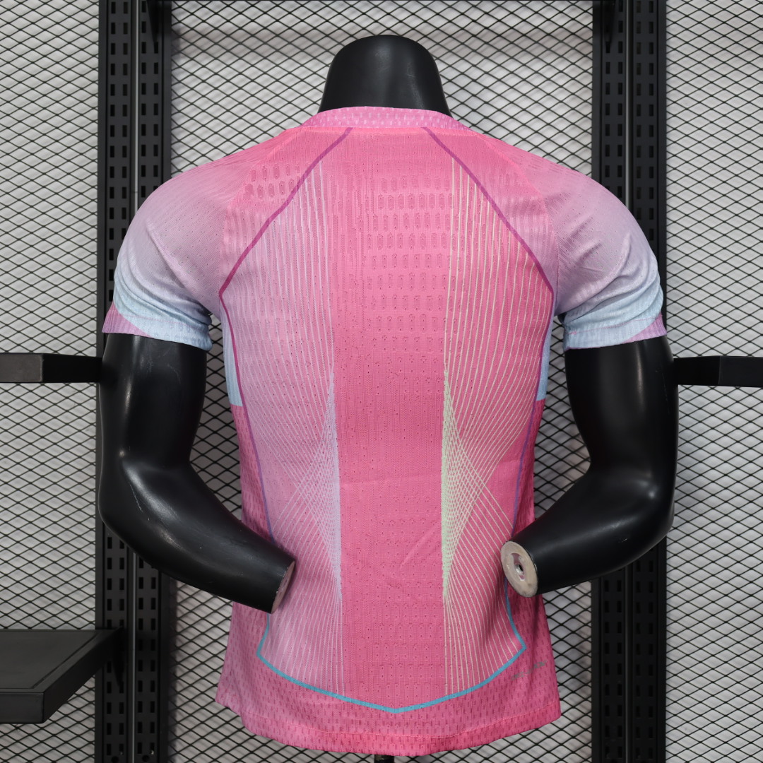 25-26 Barcelona Pink Special Edition Player Version Soccer Jersey - view 3