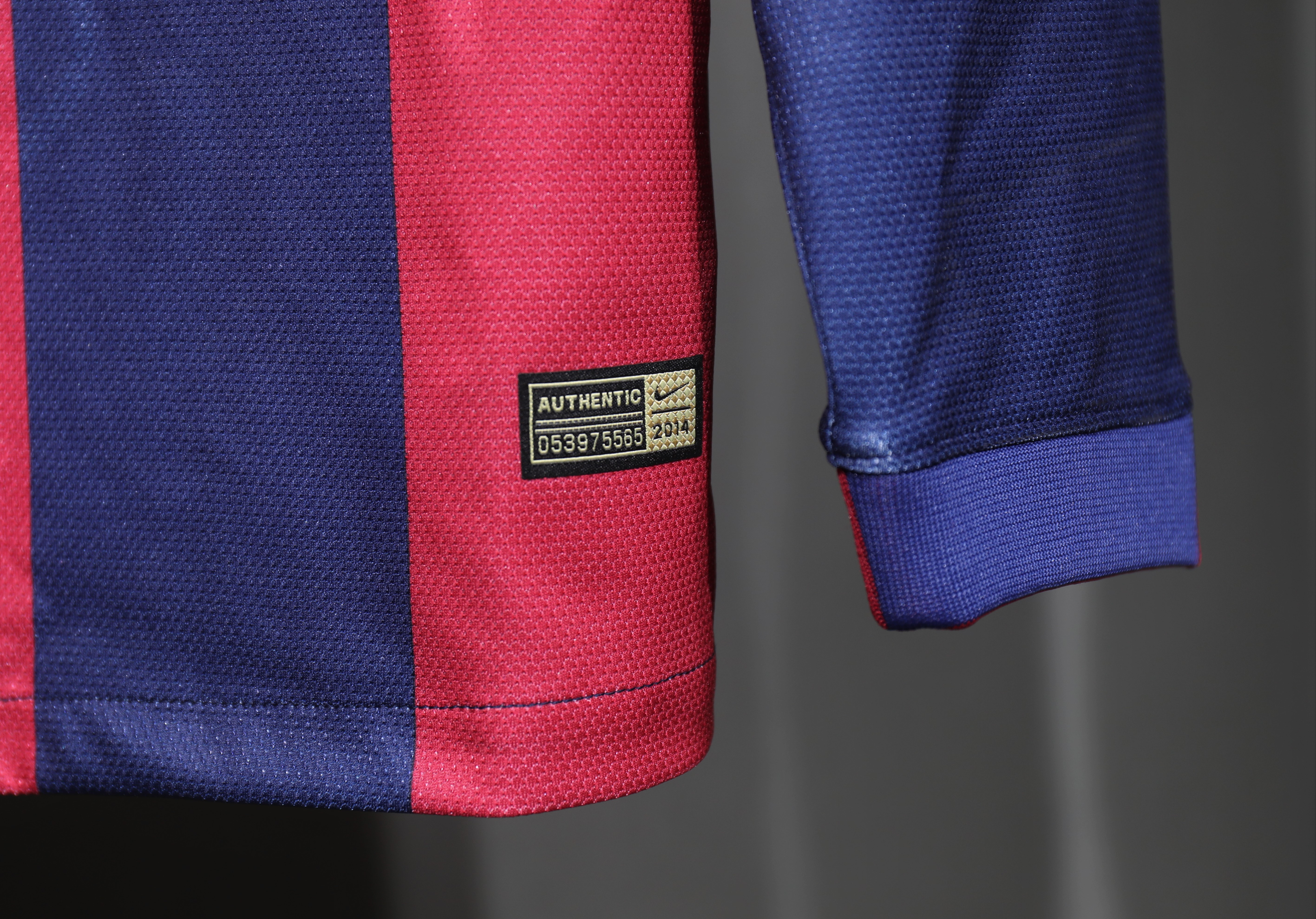 14-15 Barcelona Home Retro Jersey Player Version Long Sleeve - view 6
