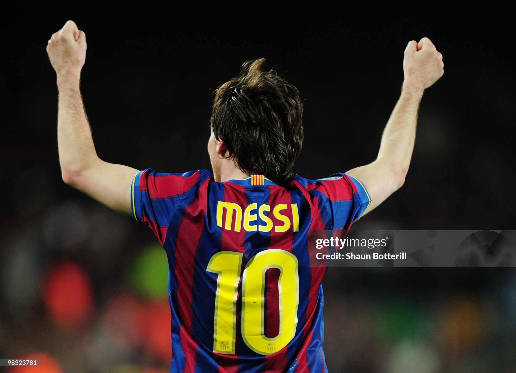 09-10 Barcelona Home Retro Jersey Player Edition - view 9