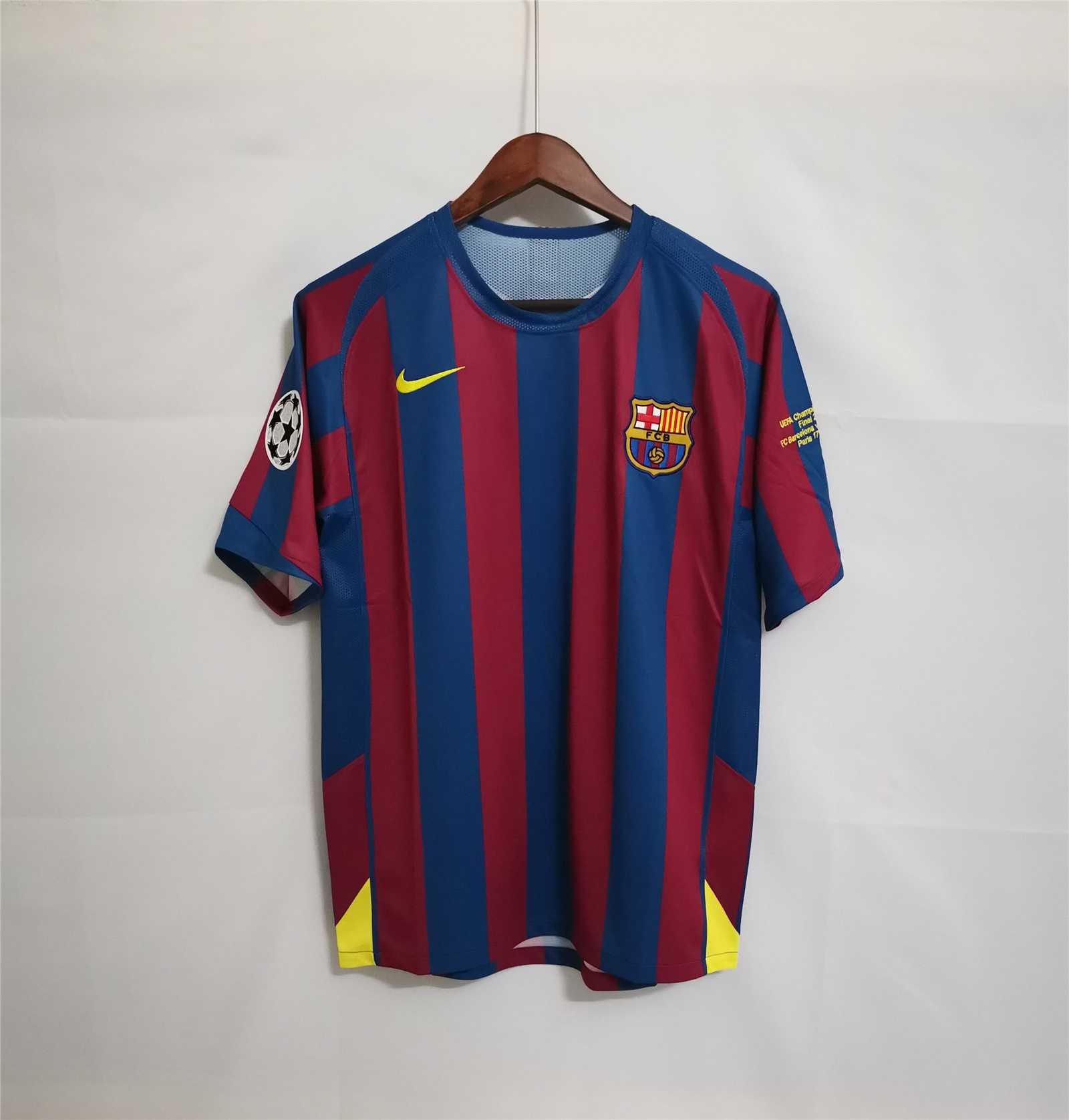 05-06 Barcelona Home Retro Jersey - view 11