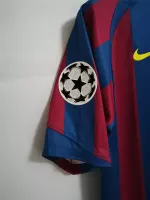 05-06 Barcelona Home Retro Jersey - view 18