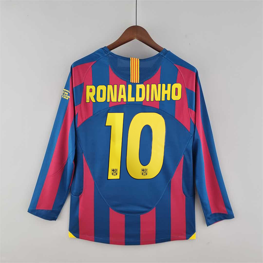 05-06 Barcelona Home Retro Jersey Long Sleeve - view 7