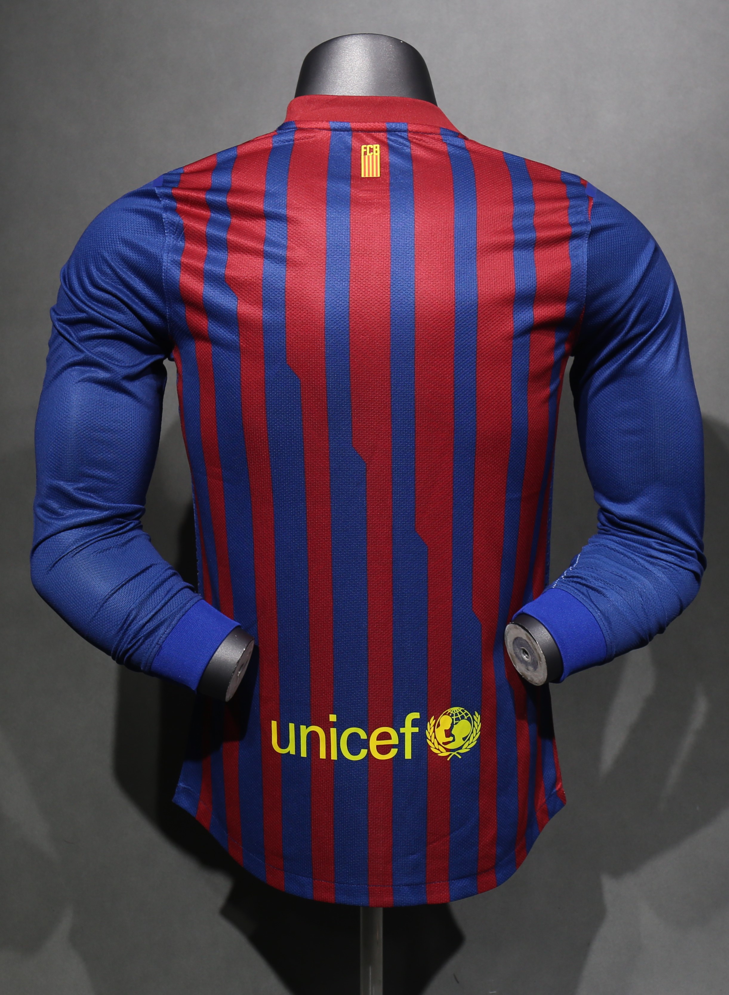 11-12 Barcelona Home Retro Jersey Player Edition Long Sleeve - view 3