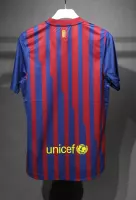 11-12 Barcelona Home Retro Jersey Player Edition - view 7