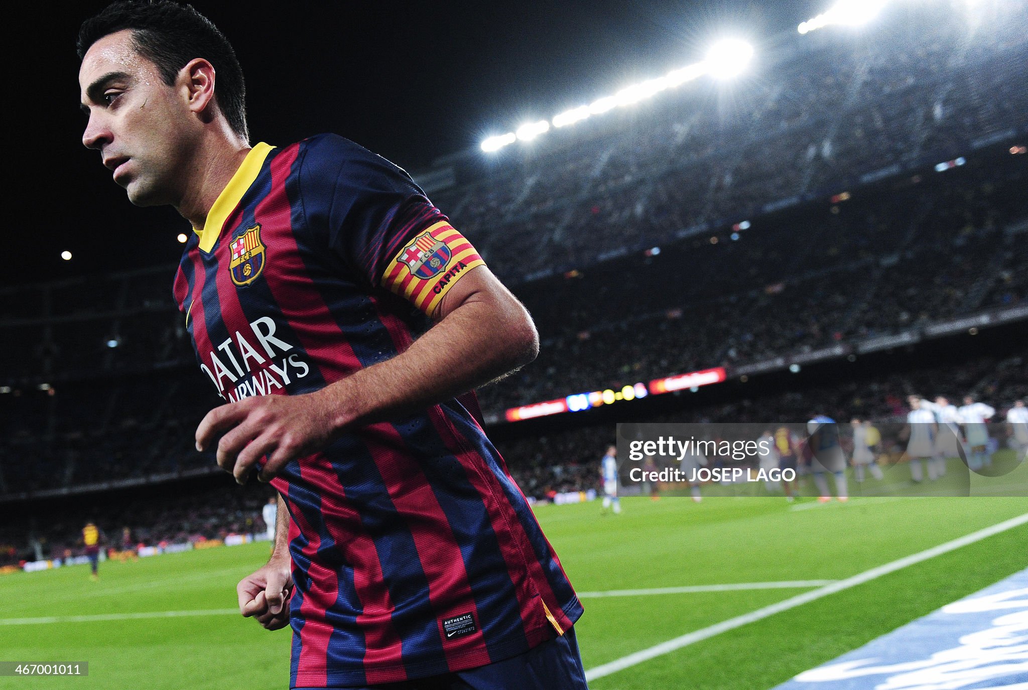 13-14 Barcelona Home Retro Jersey Player Version - view 17