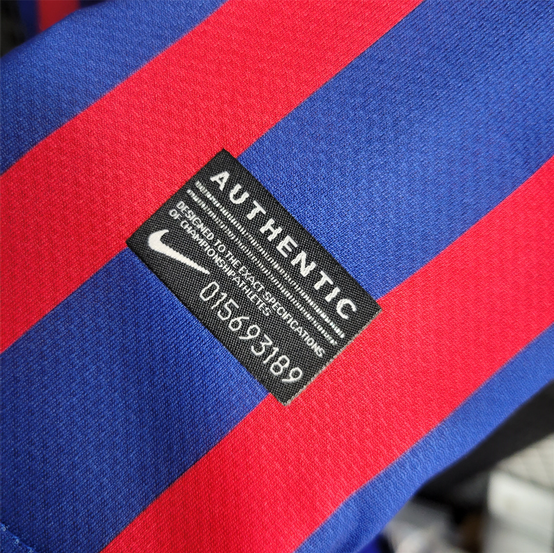 11-12 Barcelona Home Retro Jersey - view 12
