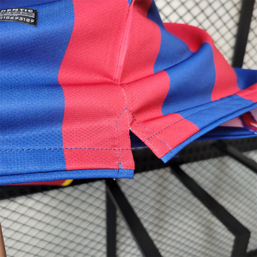 10-11 Barcelona Home Retro Jersey - view 7