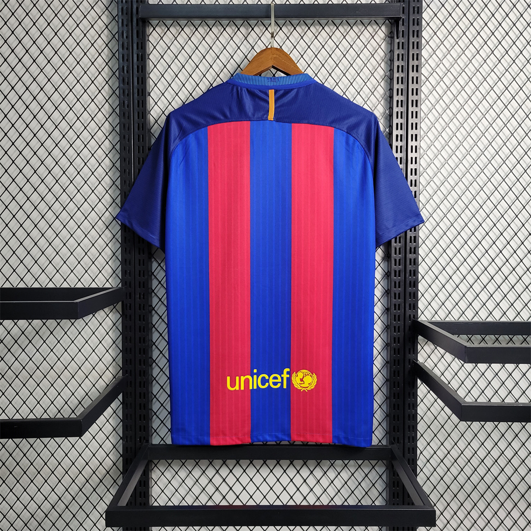 16-17 Barcelona Home Retro Jersey - view 3
