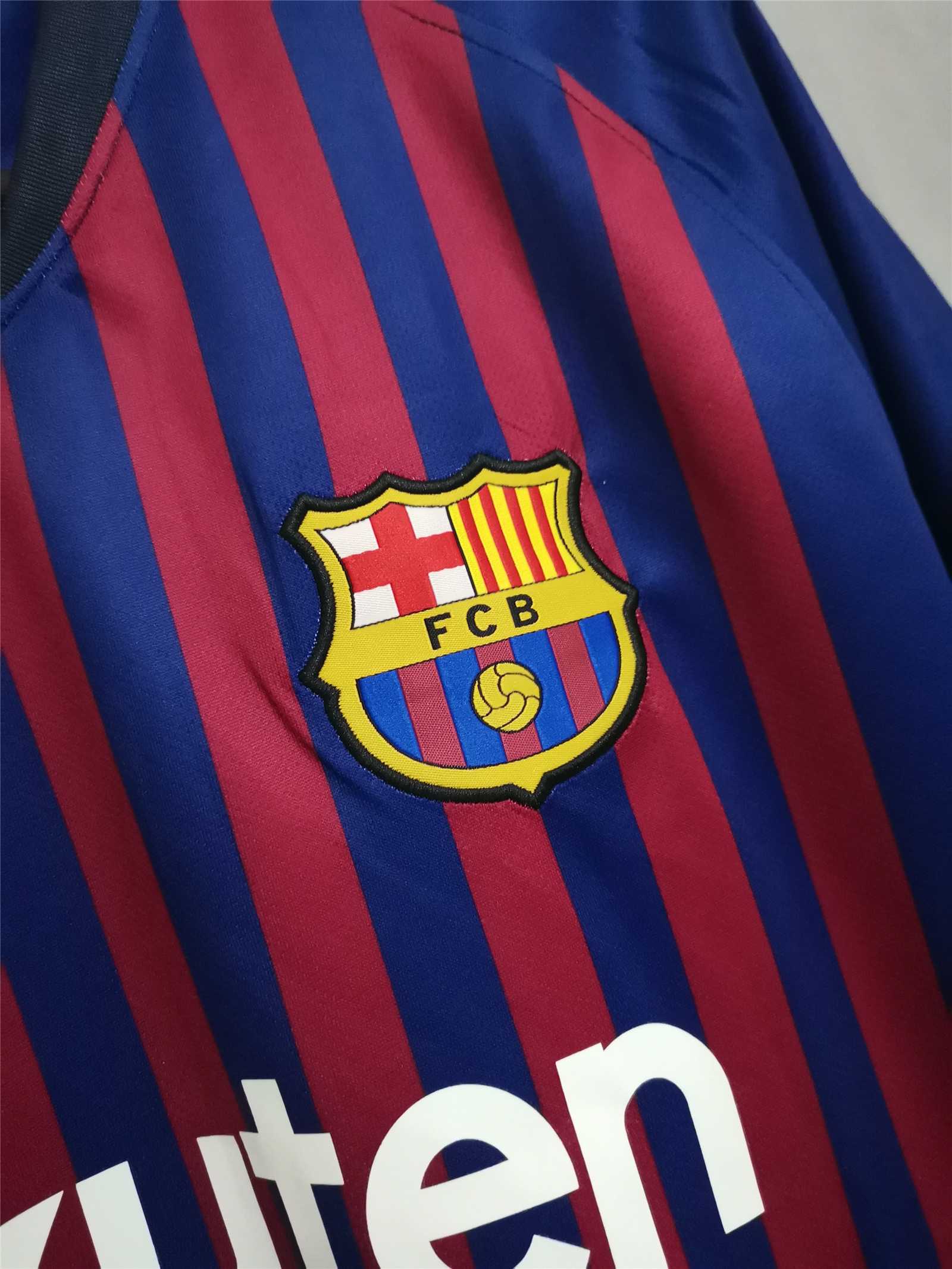 18-19 Barcelona Home Retro Jersey - view 7