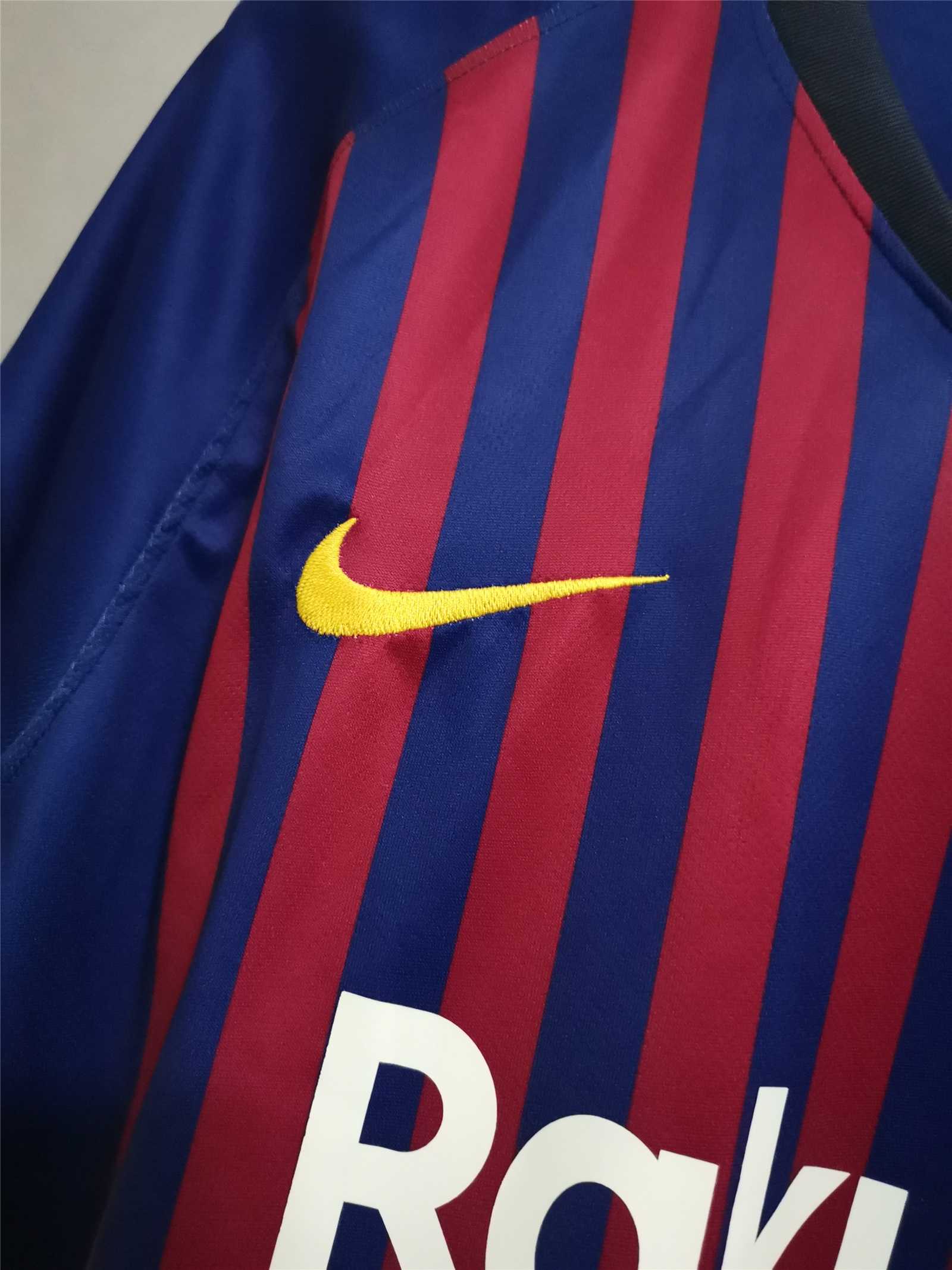 18-19 Barcelona Home Retro Jersey - view 9