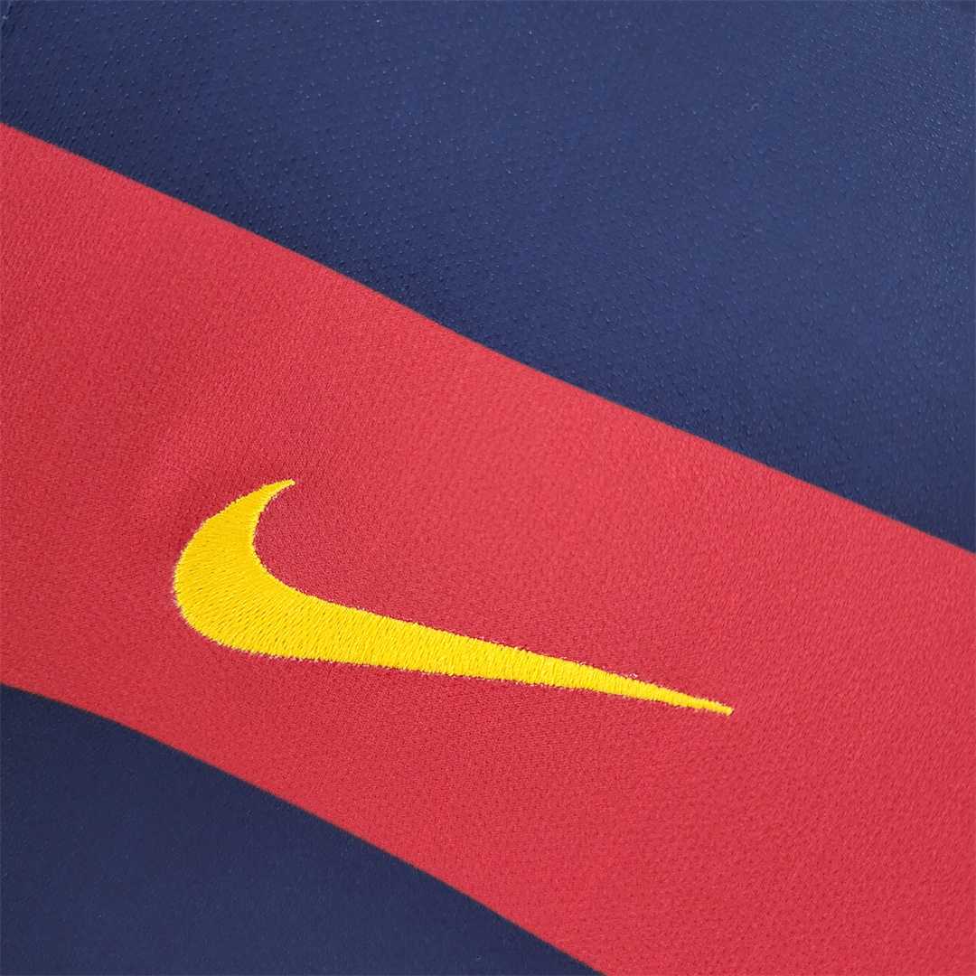 15-16 Barcelona Home Retro Jersey - view 12