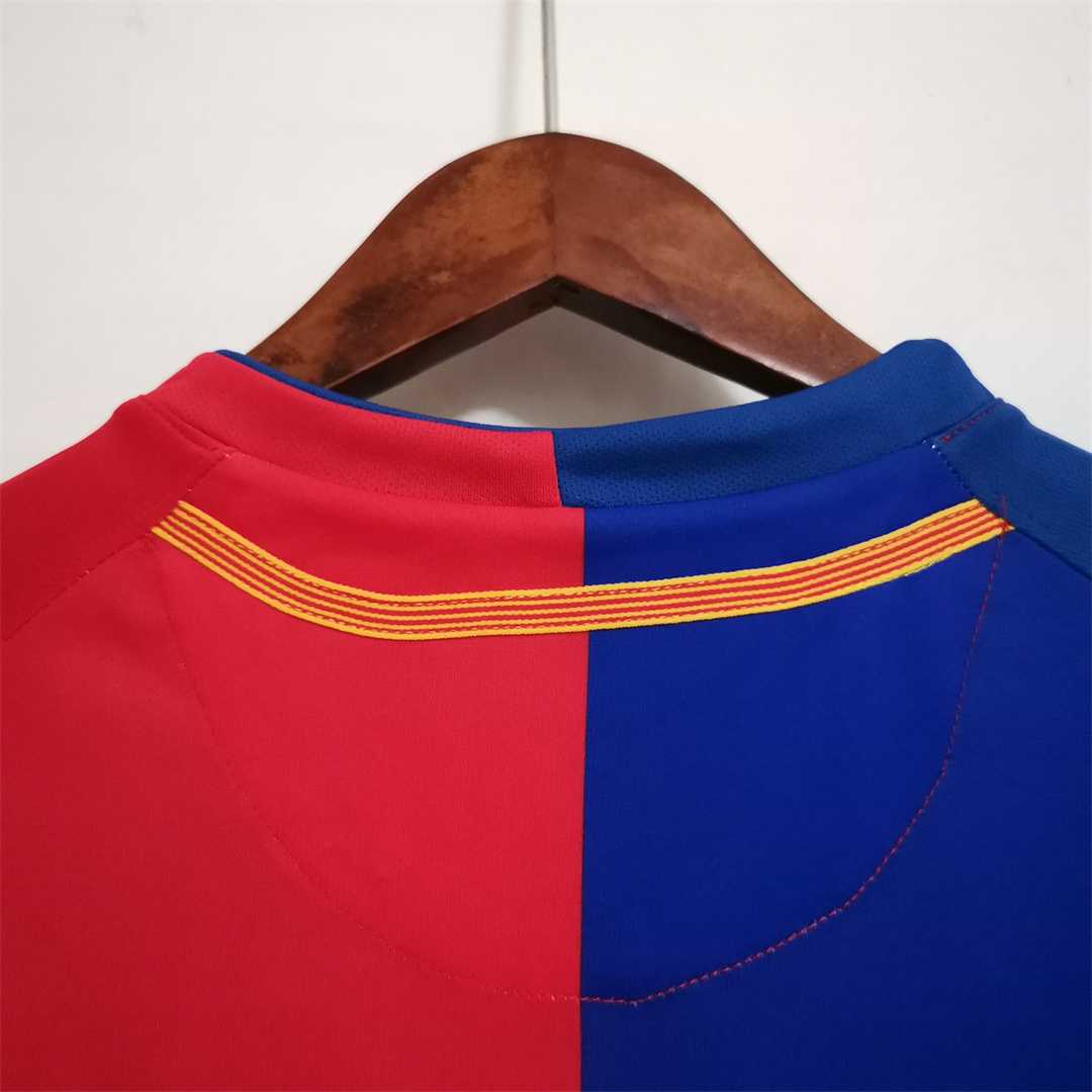08-09 Barcelona Home Retro Jersey - view 6