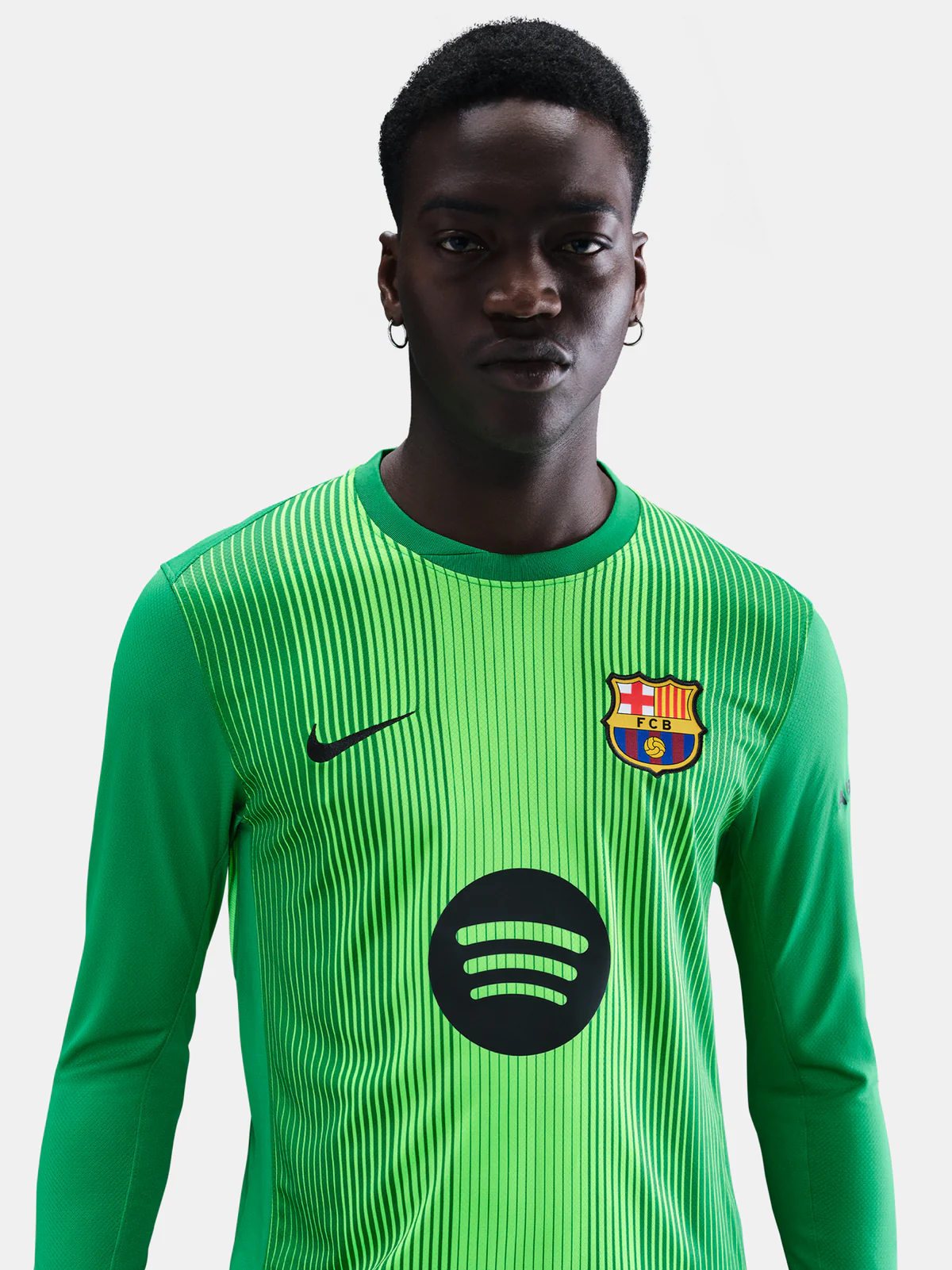 25-26 Barcelona Goalkeeper Soccer Jersey Long Sleeve Green