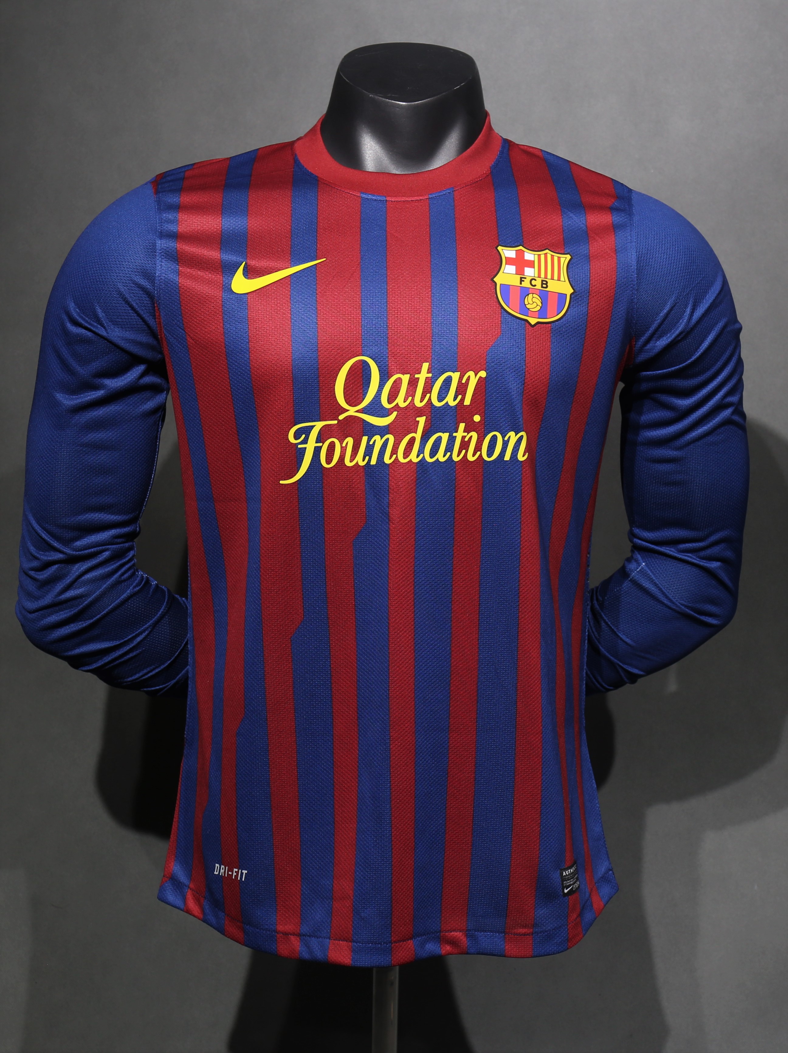 11-12 Barcelona Home Retro Jersey Player Edition Long Sleeve