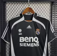 2006-07 Real Madrid Away Retro Soccer Jersey - view 6