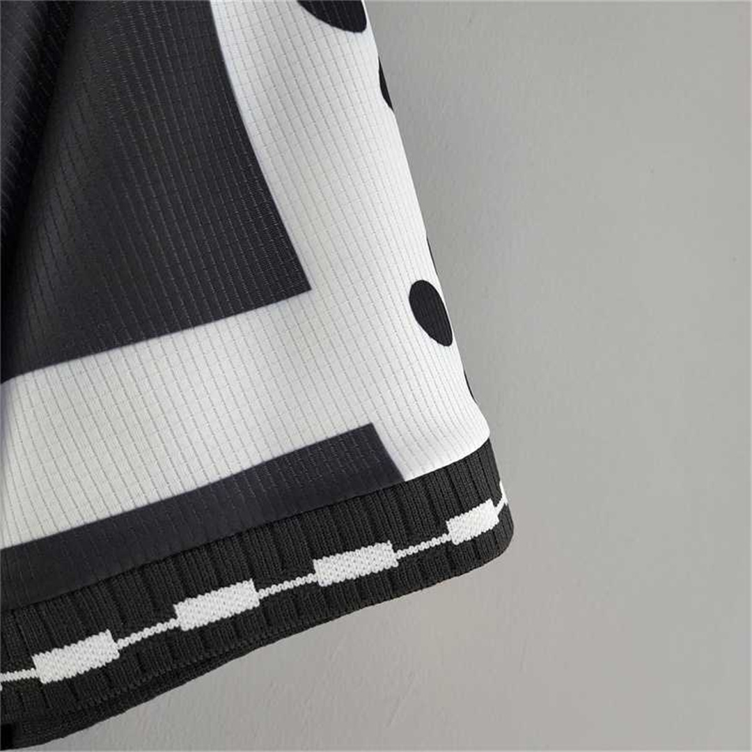 1997-98 Real Madrid Third Away Retro Soccer Jersey - view 7