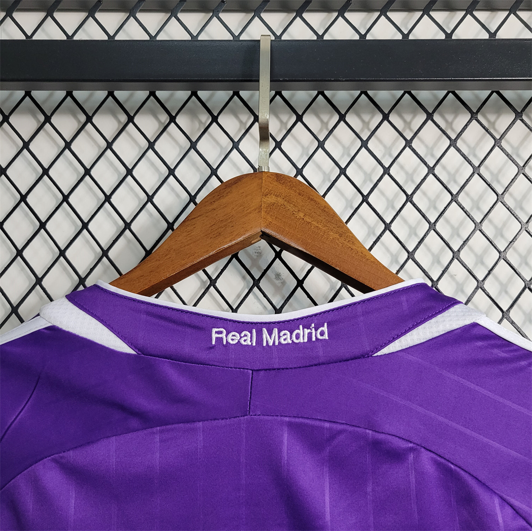 2006-07 Real Madrid Third Away Retro Soccer Jersey - view 4