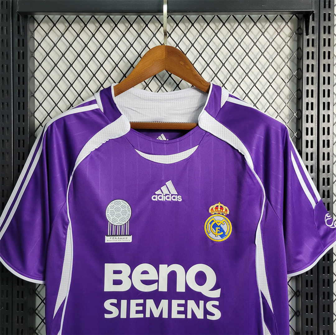 2006-07 Real Madrid Third Away Retro Soccer Jersey - view 6